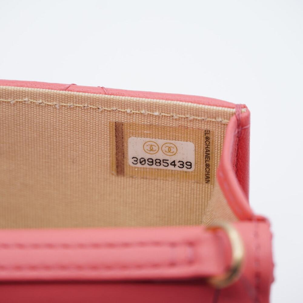 Chanel Pink Lambskin Quilted Pearl Crush Clutch With Chain - Picture 8 of 8